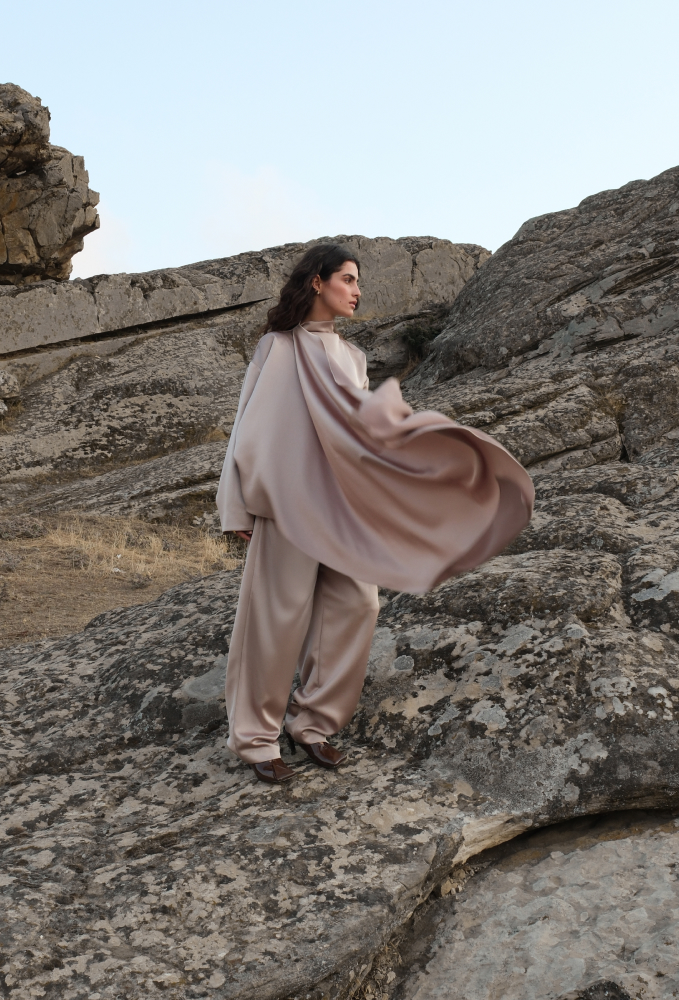 Блуза с драпировкой