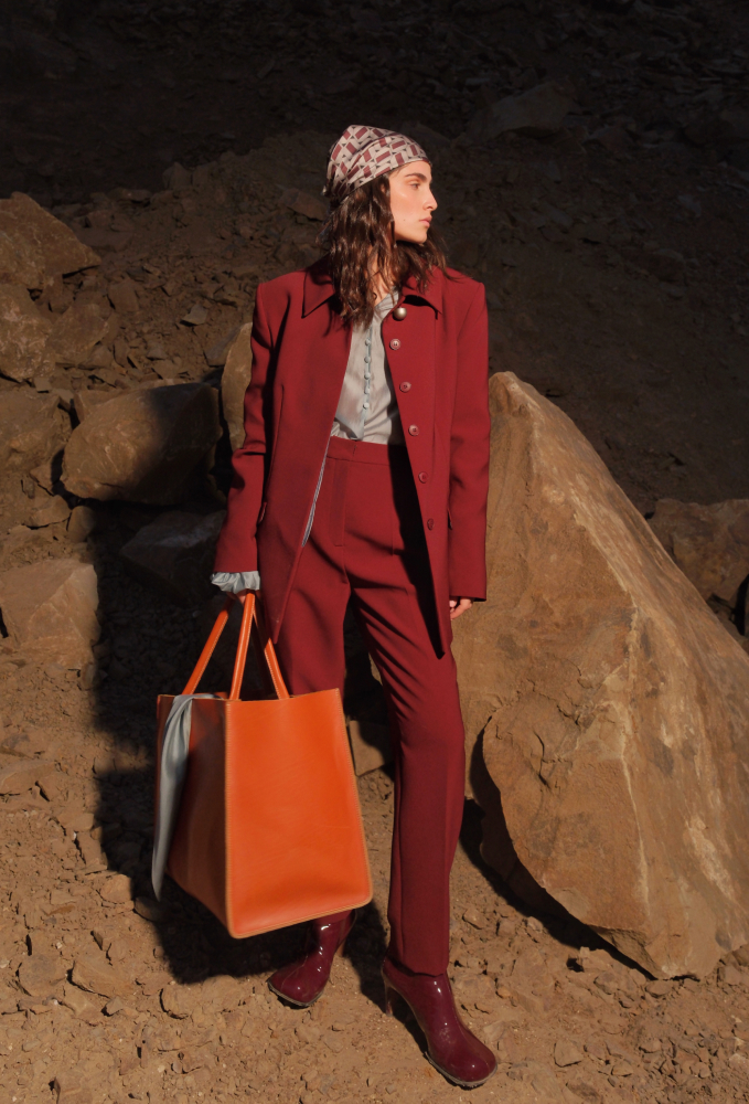 Брюки зауженные